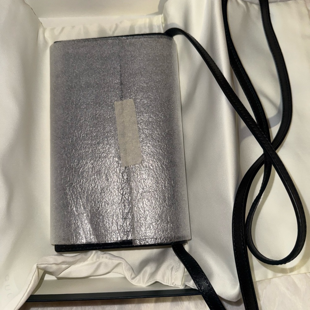 Gucci Embossed Black Crossbody Bag - Picture 6 of 8
